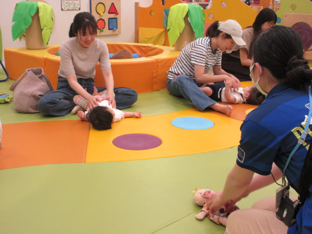 赤ちゃんイベント♪　親子でエクササイズ　