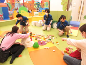 赤ちゃんイベント♪　つみきであそぼう　