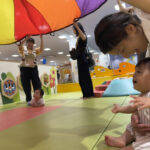 ベビーイベント「大きい布であそぼう！」