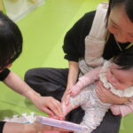 ベビーイベント「足型とろう！」