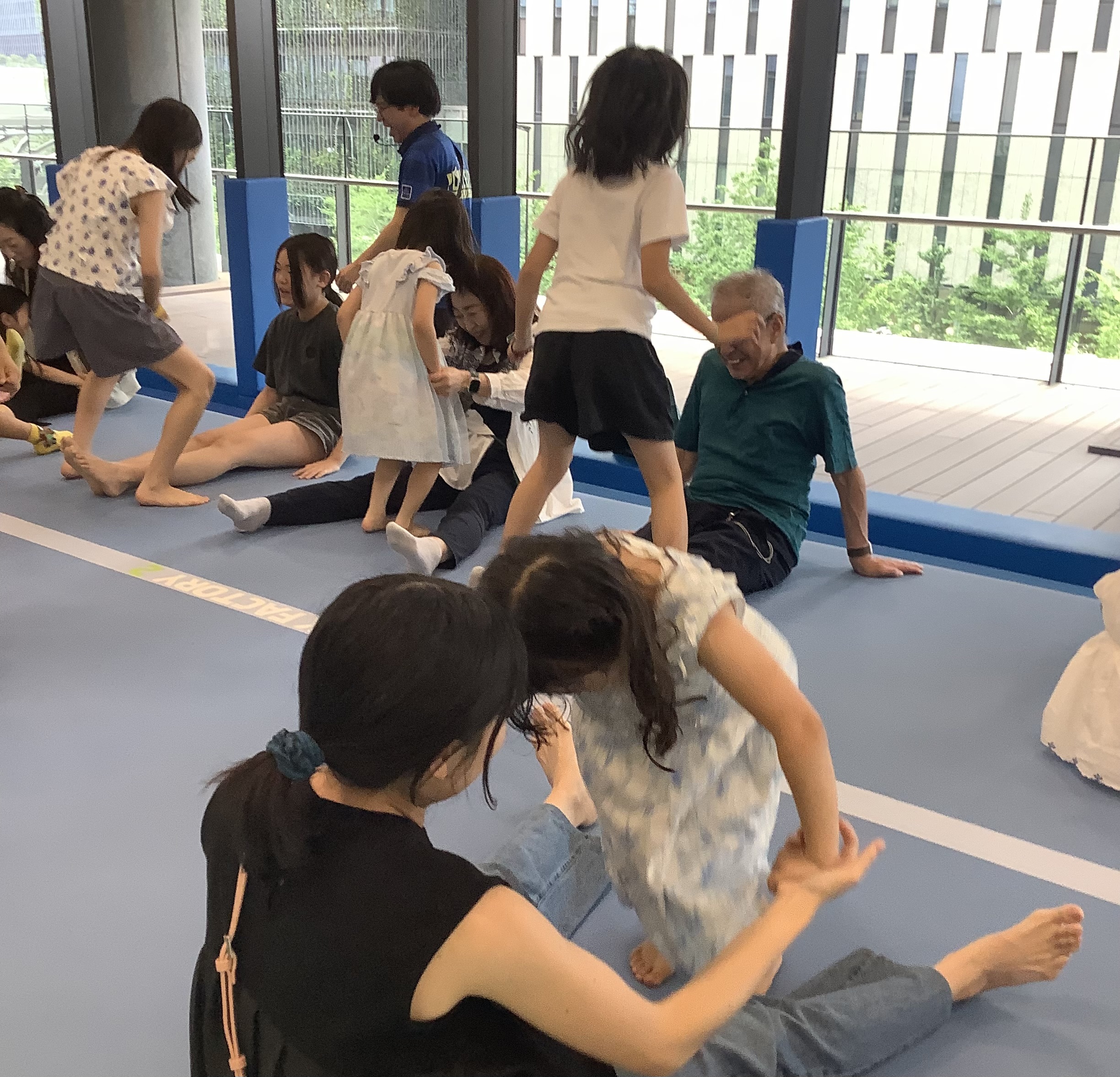 親子ストレッチ