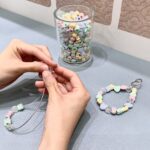 ビーズアクセサリーづくり