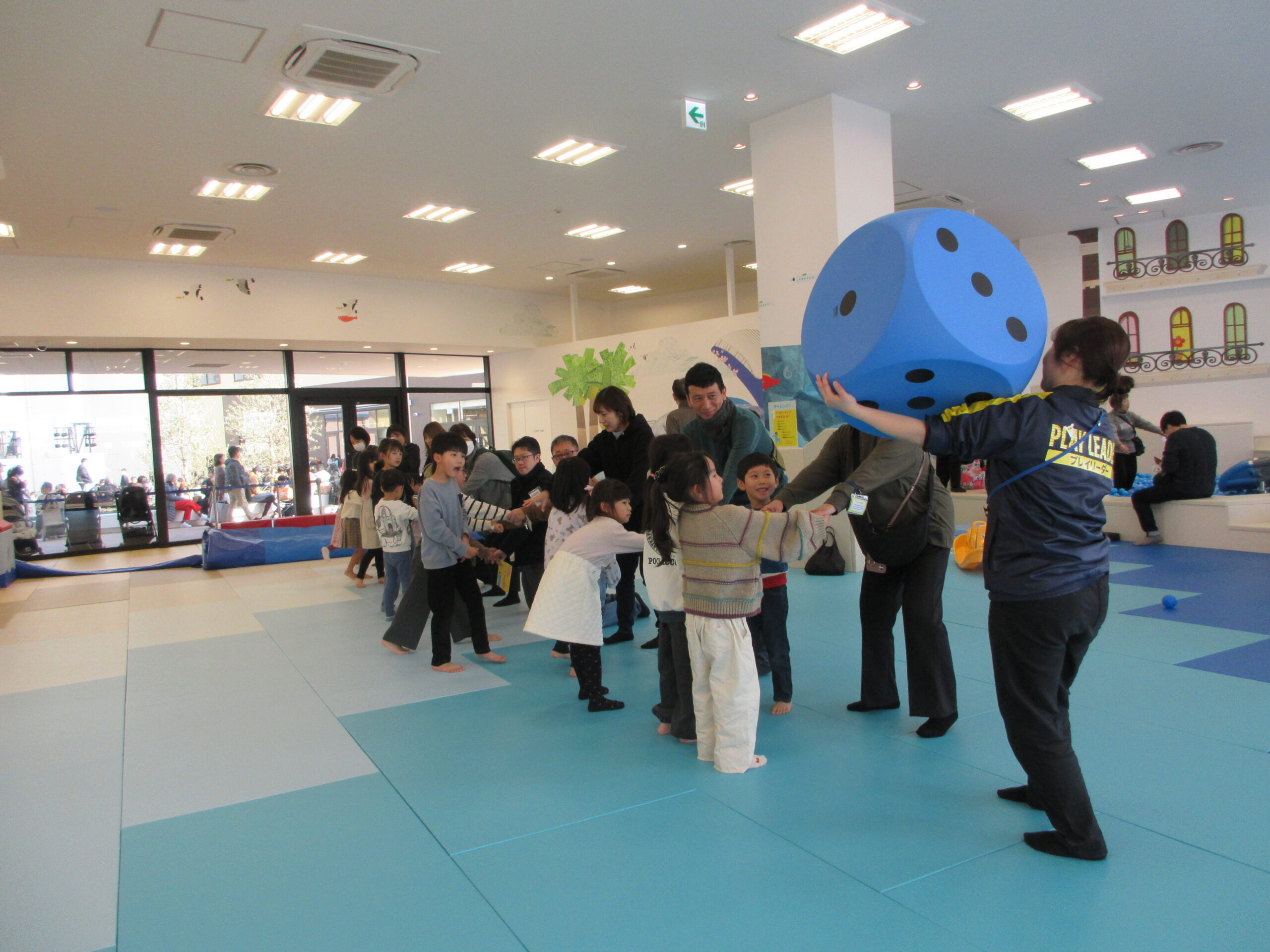 【クリスマスパーティー】親子でからだあそび