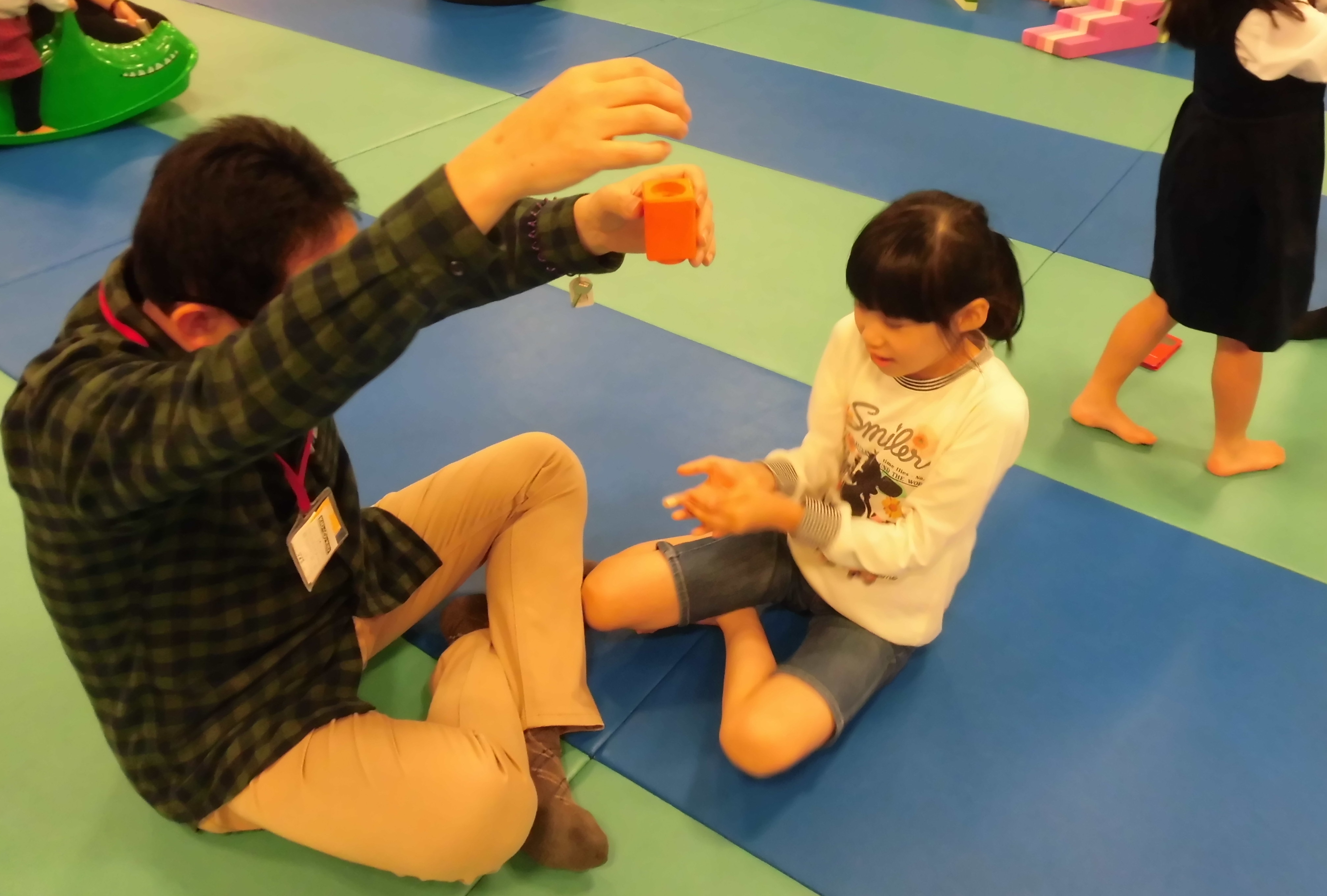 ビー玉転がしクアドリラであそぼう!