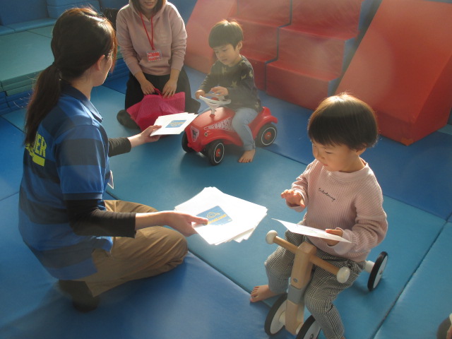 11月20日 2・3歳あつまれ!「はじめてのおかいもの」のご報告