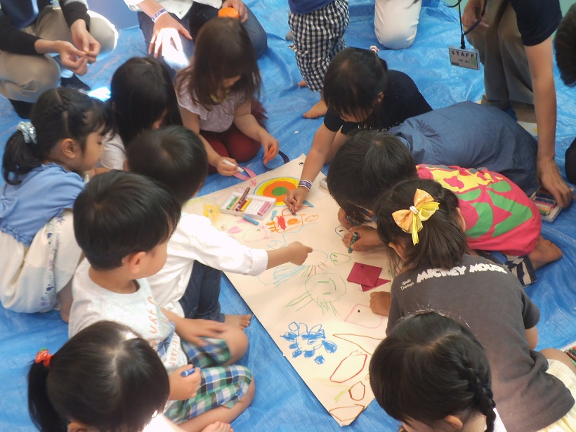 5/5㊋㊗17時　みんなでつくろう！大きなこいのぼりアート